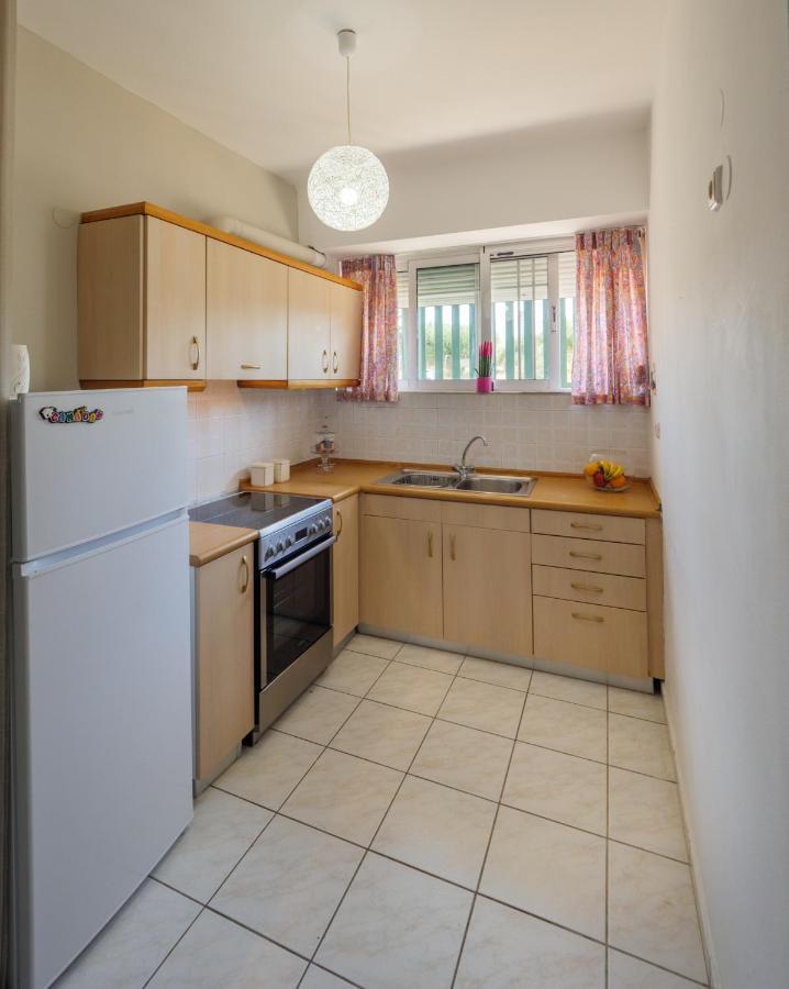 Ιάνθη Ianthi Apartment Heraklion  Bagian luar foto