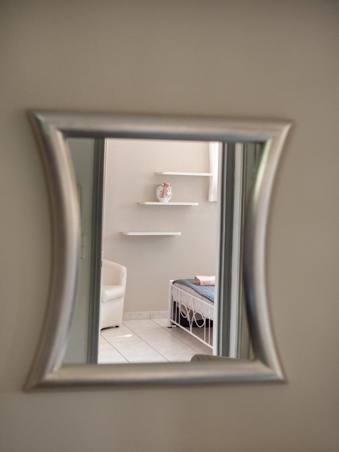 Ιάνθη Ianthi Apartment Heraklion  Bagian luar foto